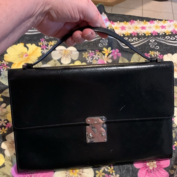 Louis Vuitton Monogramed Leather Case - Picture 16 of 16